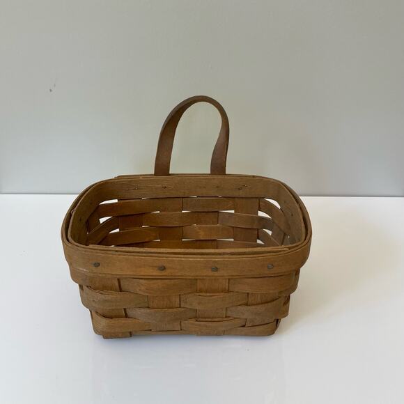 VTG Longaberger Small Key Basket With Liner Signed Dated 1985 Handmade USA Woven - Picture 5 of 13